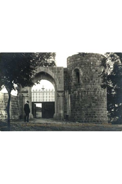 Sant Hilari Sacalm, Entrada al Castell de Pallejà